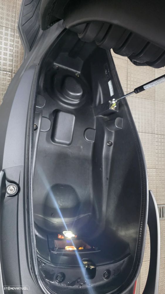 Sym GTS 300 I - 11