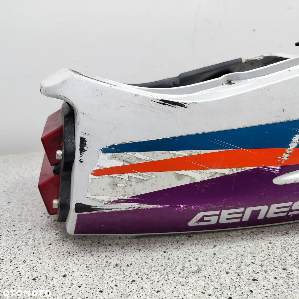 Owiewka, osłona, bok, boczek, ogon, zadupek, lampa tył, tylna Yamaha FZR 600 FZR600 - 10