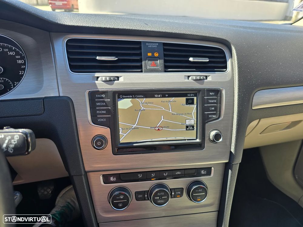 VW Golf Variant 1.6 TDi GPS Edition - 16