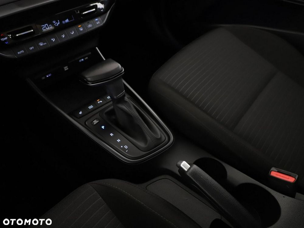 Hyundai i20 1.0 T-GDI 48V-Hybrid DCT Trend - 32