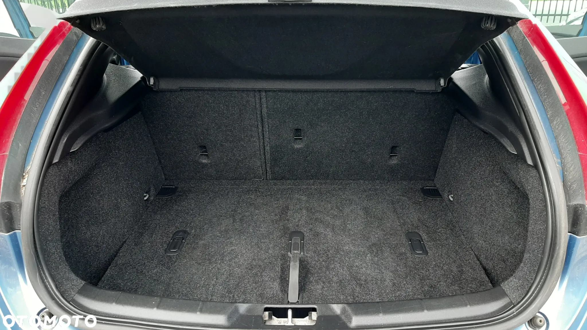 Volvo V40 T4 Momentum - 14