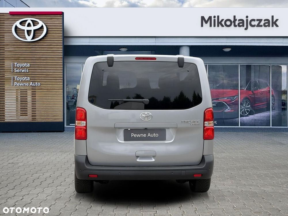 Toyota Proace Verso 2.2 D4-D Medium Business - 10