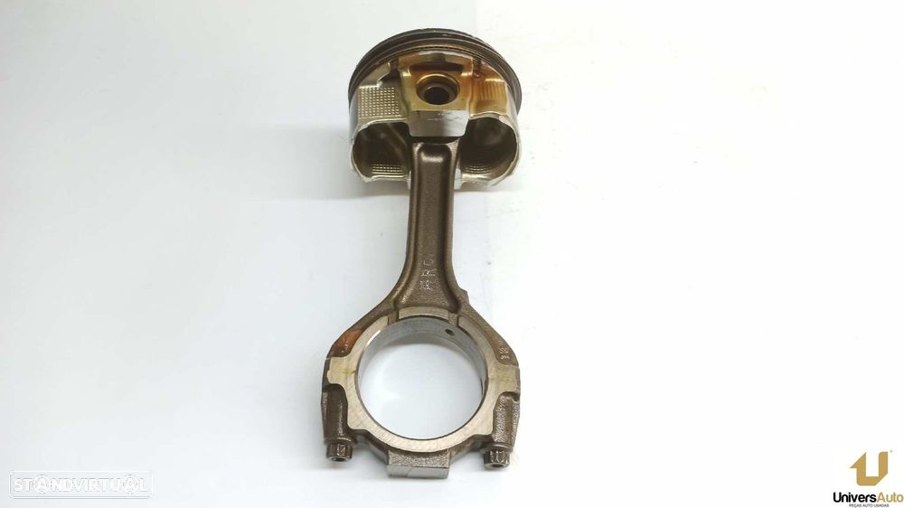 BIELA INFINITI G COUPE G37 S - 1