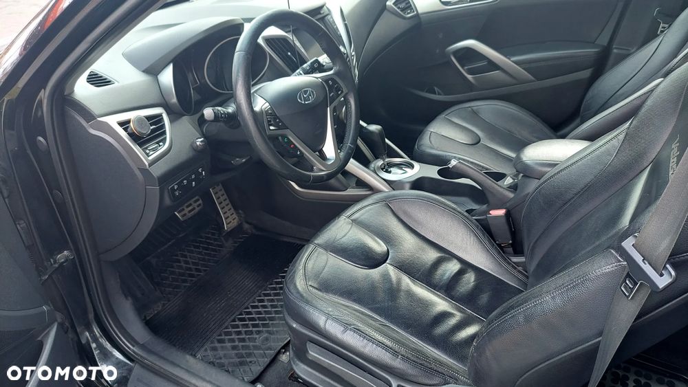 Hyundai Veloster 1.6 DCT Premium - 14