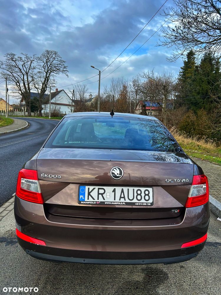 Skoda Octavia 2.0 TDI Edition - 6