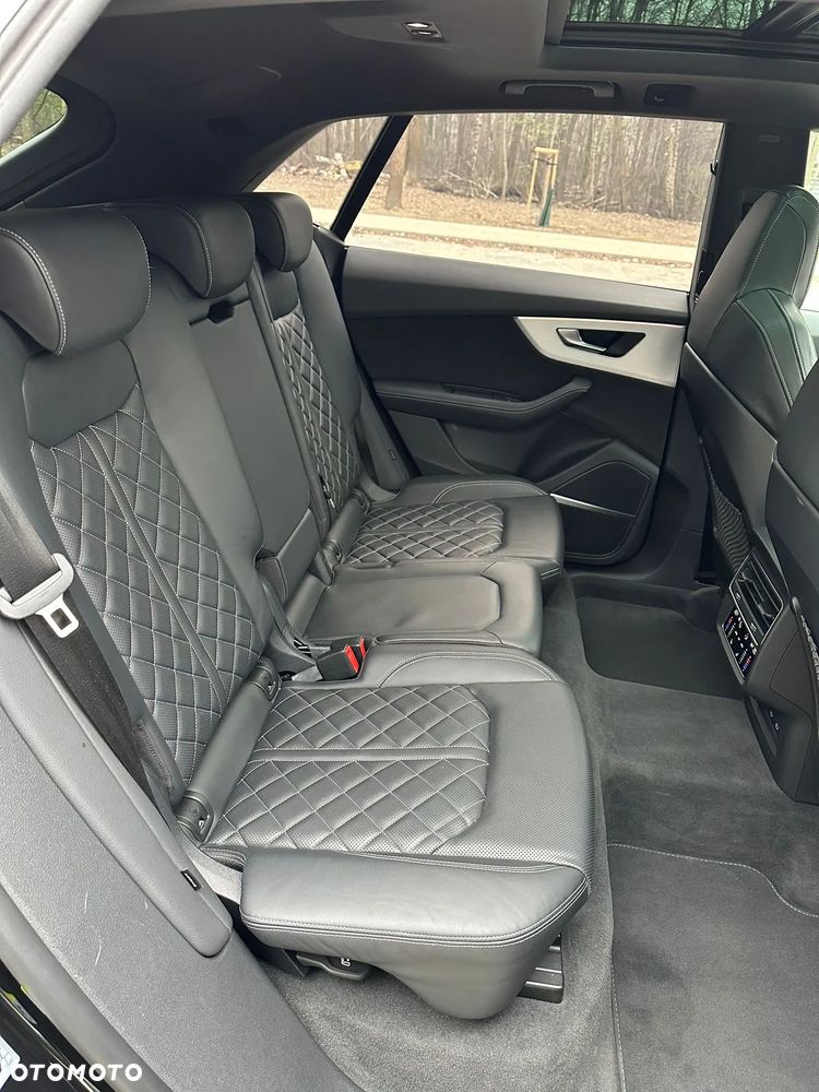 Audi Q8 50 TDI mHEV Quattro Black Edition Tiptronic - 16