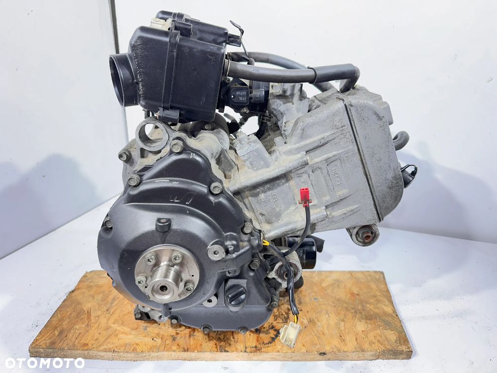 Silnik kpl. Honda Silver Wing 400 - 1