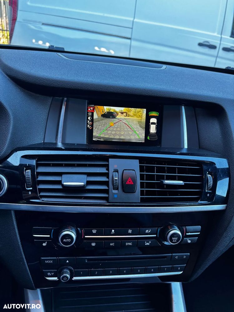 BMW X3 sDrive18d Luxury Line - 14