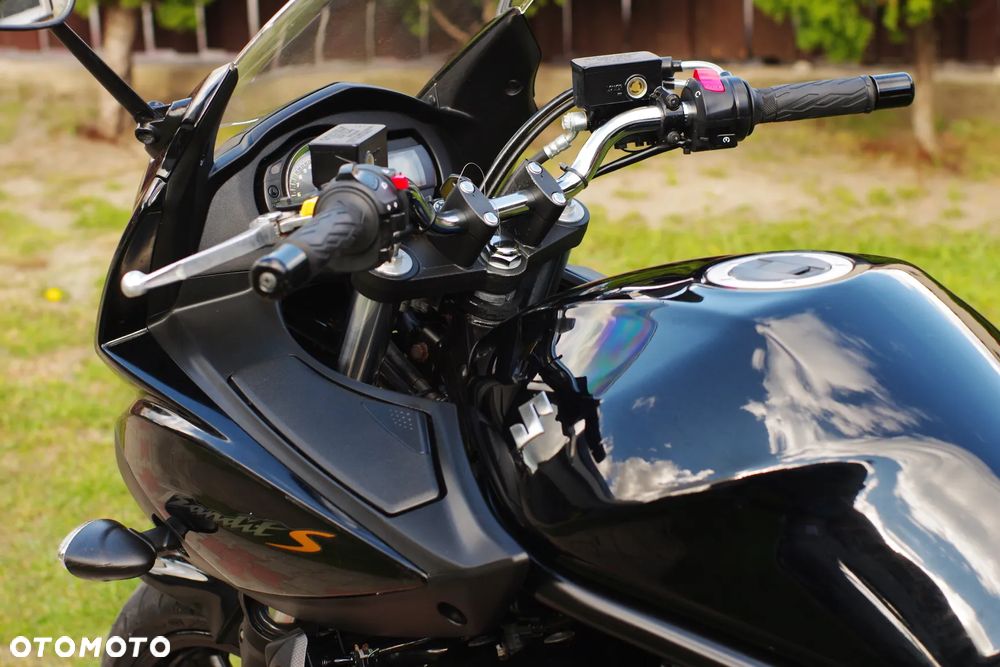 Suzuki Bandit - 32