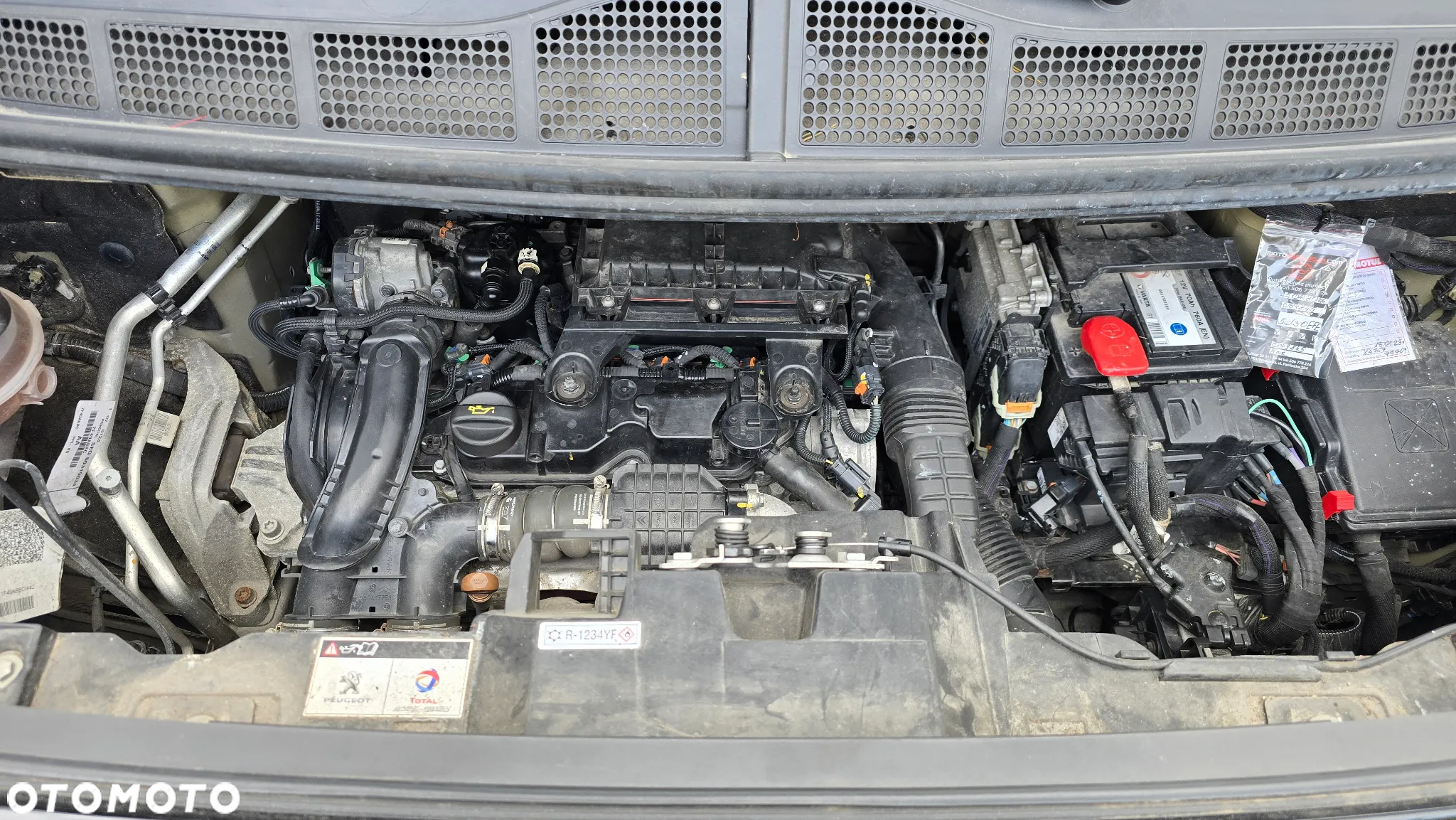 Peugeot Traveller - 16