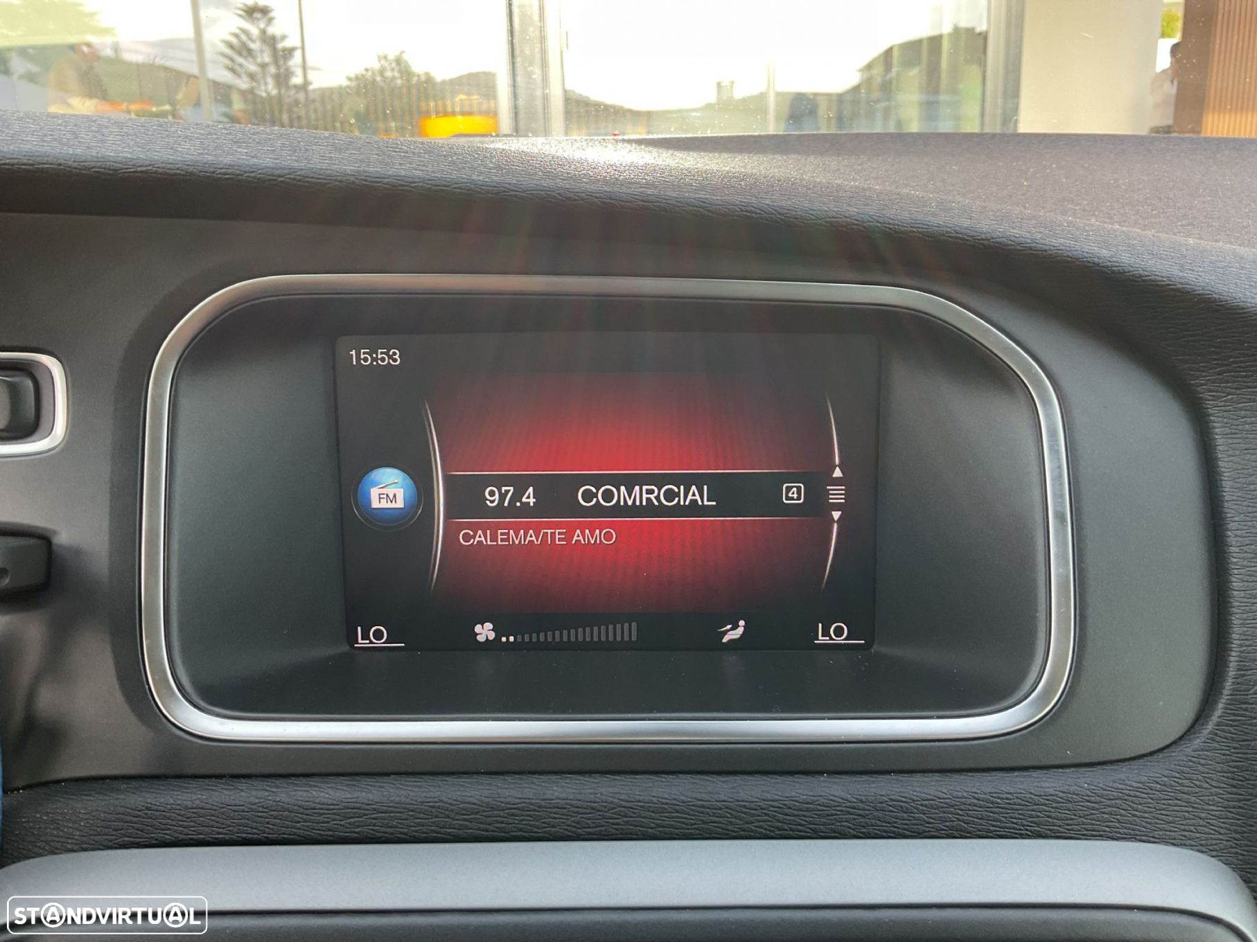 Volvo V40 2.0 D2 Momentum Geartronic - 31