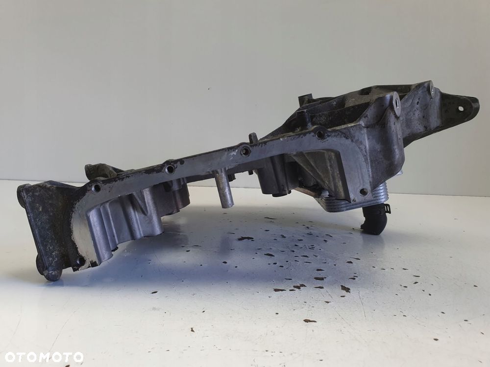 Mercedes Sprinter 906 2.2 CDI POKRYWA ROZRZĄDU Osłona R6460151202 - 3