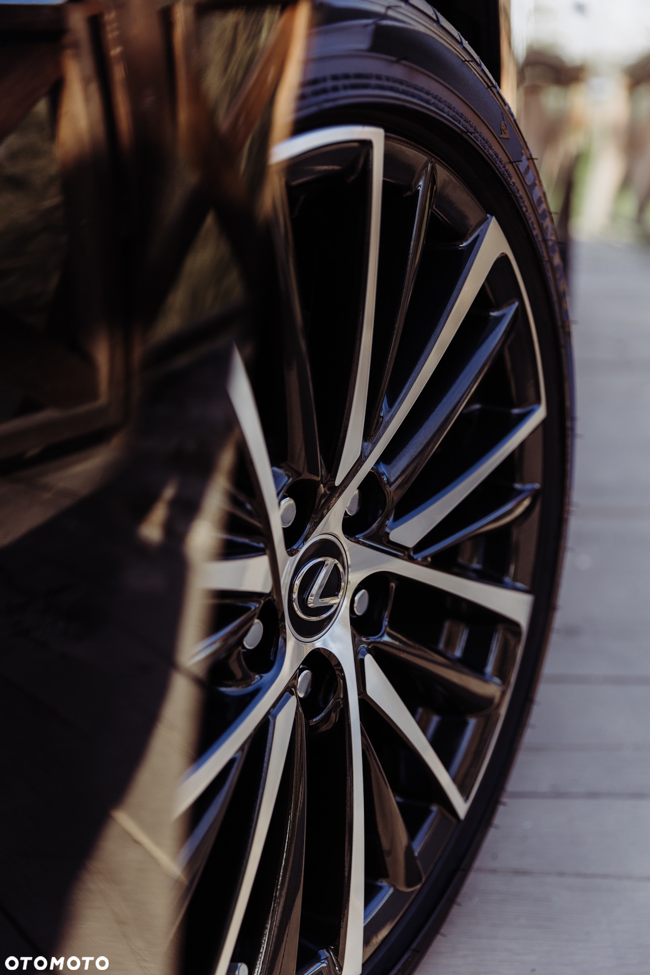 Lexus ES 300h Business Edition - 3