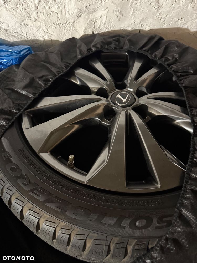 Lexus UX 250h GPF F Sport Design+ 2WD - 27