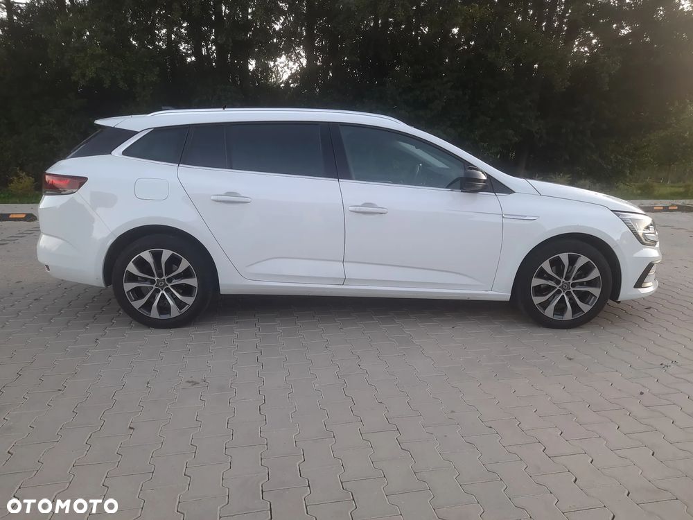 Renault Megane 1.3 TCe FAP Techno EDC - 8
