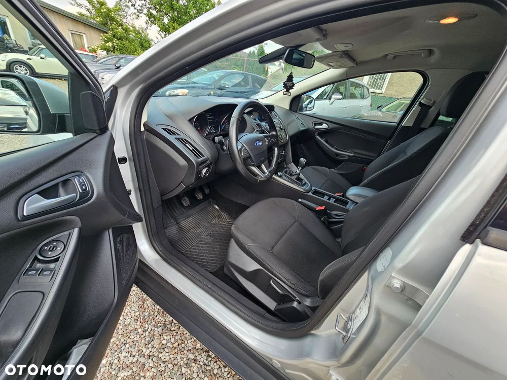 Ford Focus ver-1-5-tdci-gold-x - 12