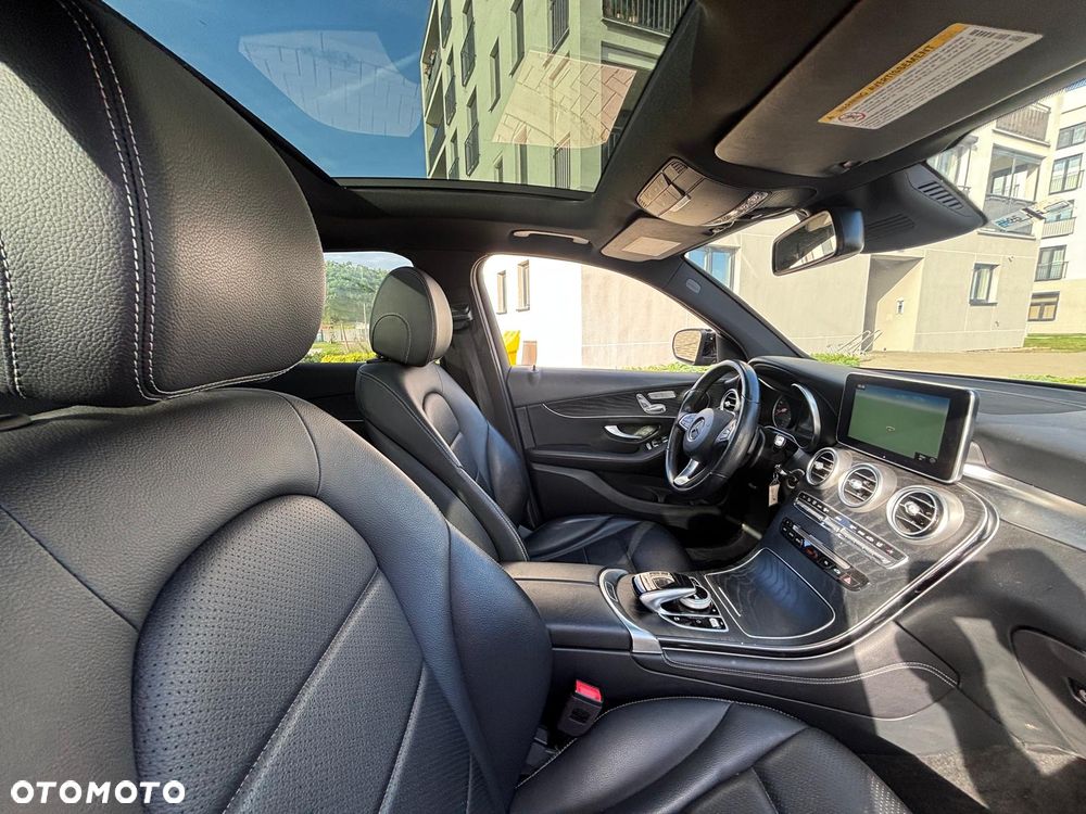 Mercedes-Benz GLC 300 4Matic 9G-TRONIC - 20