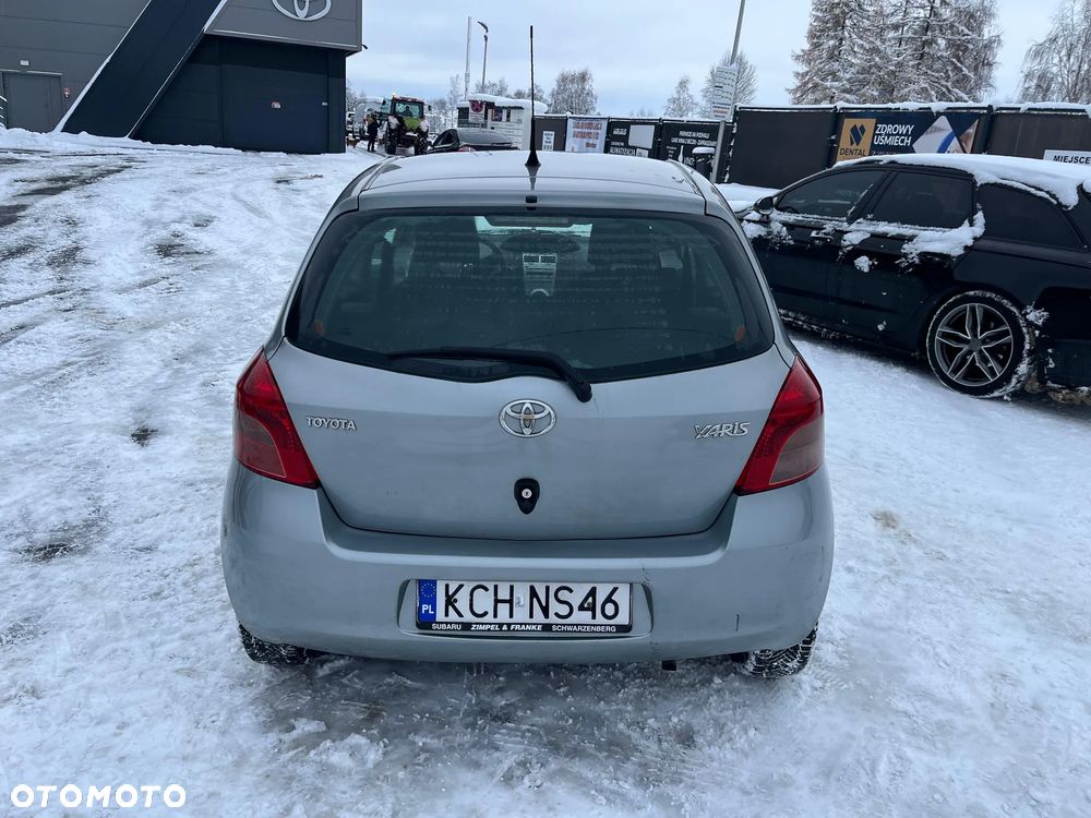 Toyota Yaris 1.0 Luna A/C - 1