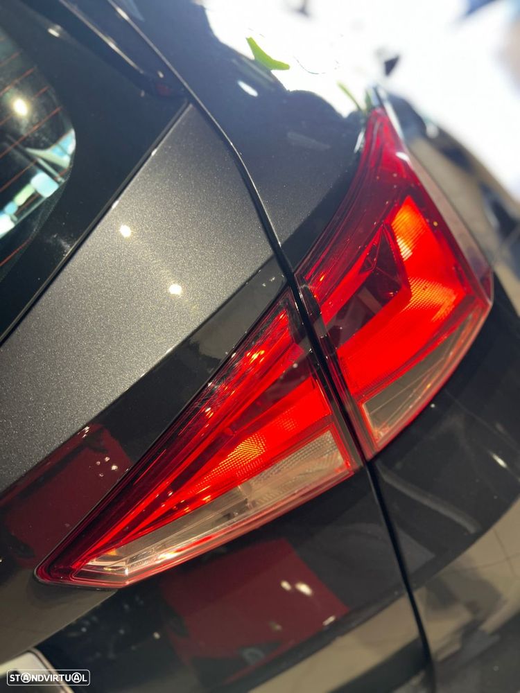 SEAT Arona 1.0 TSI Style — fotografia 13