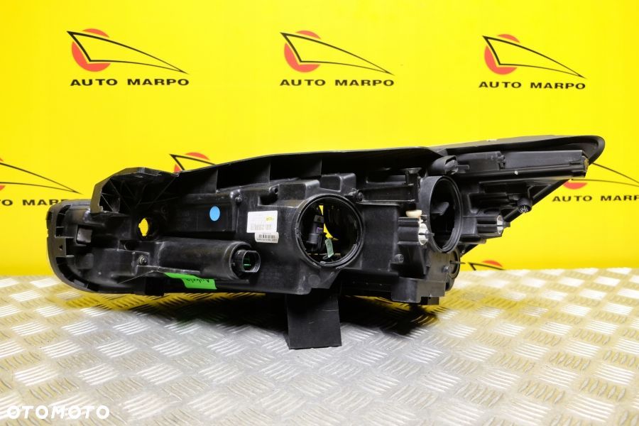 KIA CADENZA 2016- REFLEKTOR LAMPA PRZÓD ZWYKŁA SOCZEWKOWA Z LED PRAWA USA - 9