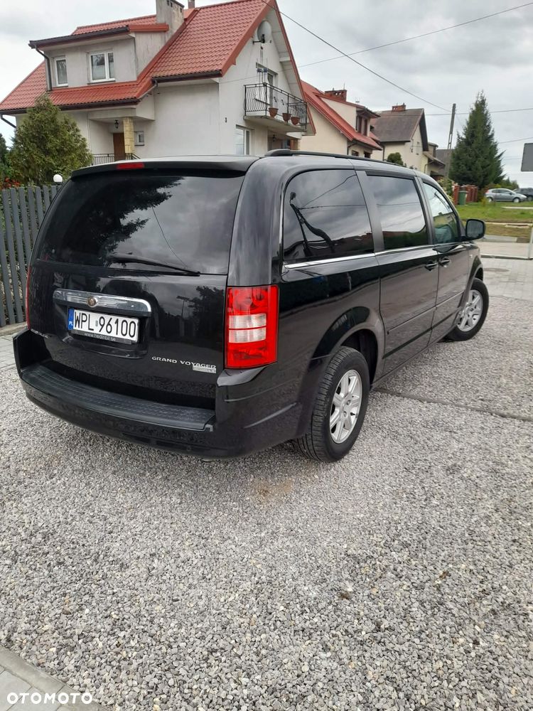 Chrysler Grand Voyager - 4