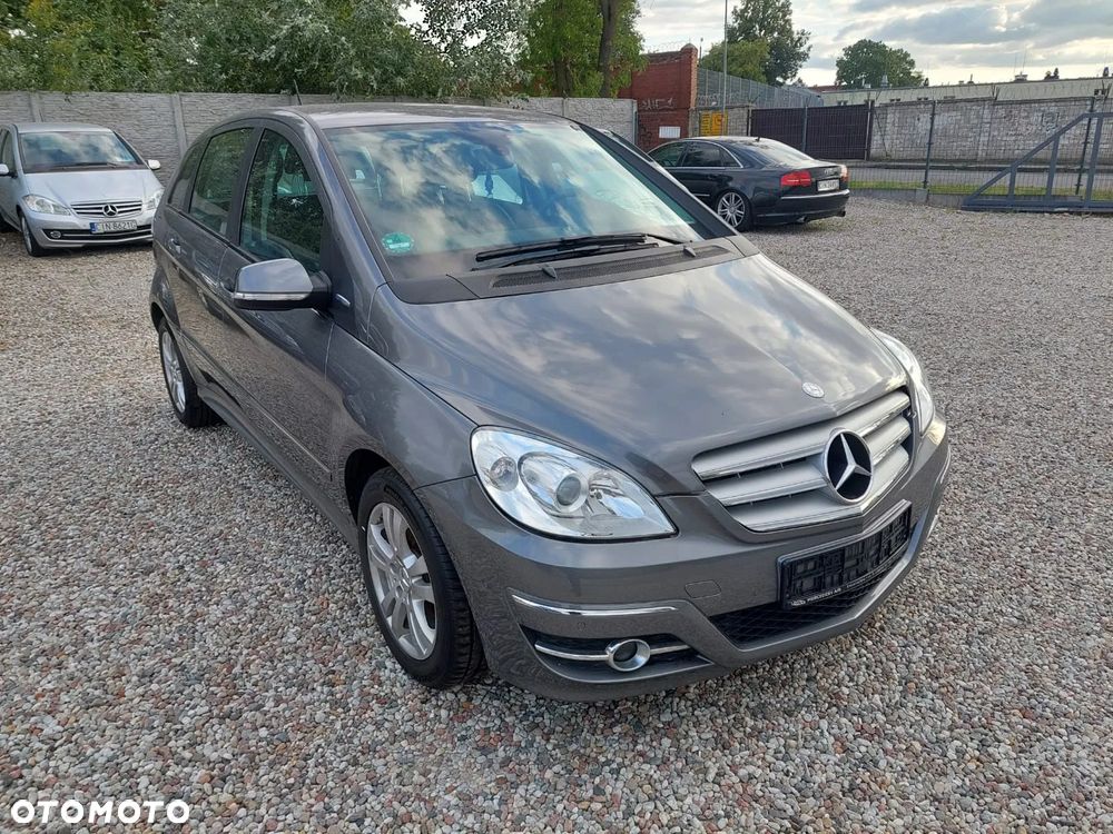 Mercedes-Benz Klasa B 160 BlueEffICIENCY - 2