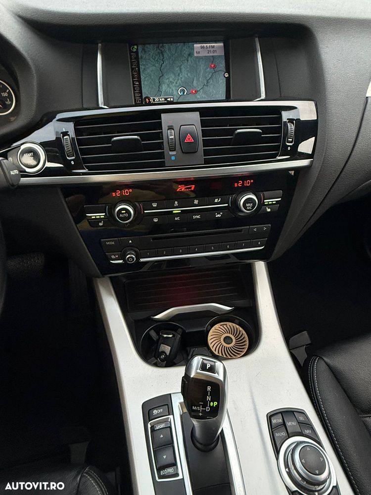 BMW X3 xDrive20d Aut. - 10