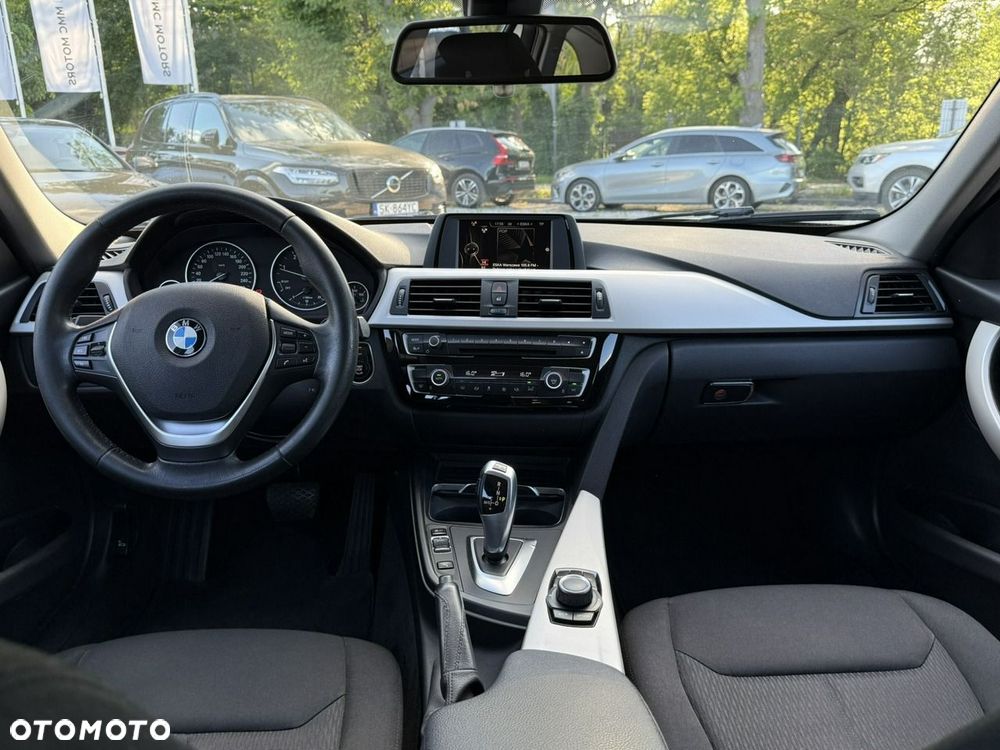 BMW Seria 3 320d - 18