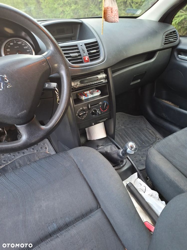 Peugeot 207 1.4 Trendy - 5
