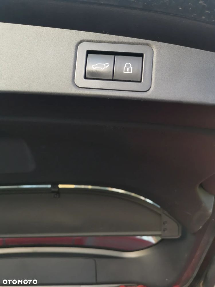 Toyota Corolla 1.8 Hybrid Executive - 8