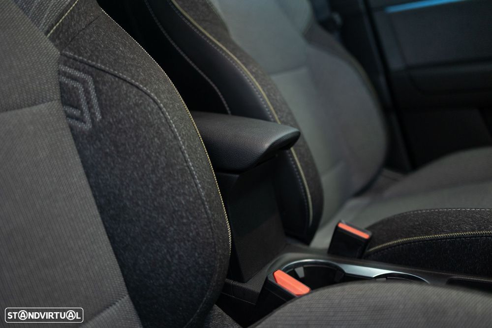 Renault Captur 1.6 E-Tech Full Hybrid Techno - 38