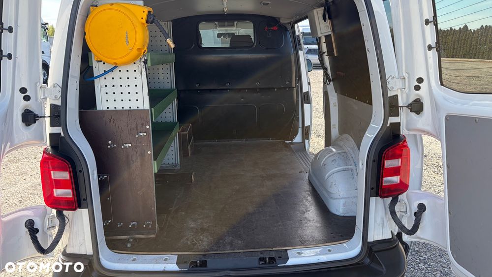 Volkswagen Transporter T6 - 6