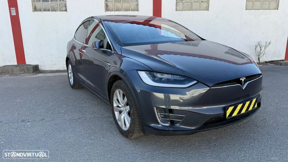 Tesla Model X 90D AWD - 4