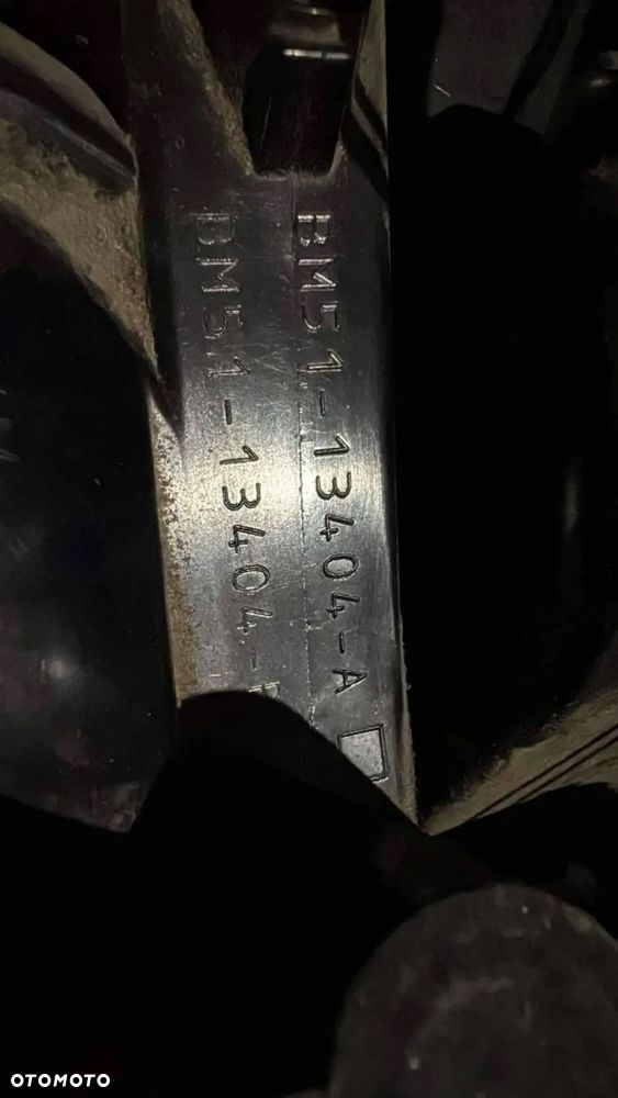 prawa tylna lampa w błotnik ford focus mk3 - 3