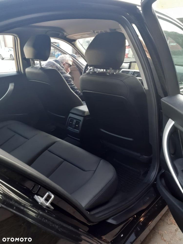 BMW Seria 3 320i Edition Luxury Line Purity - 5