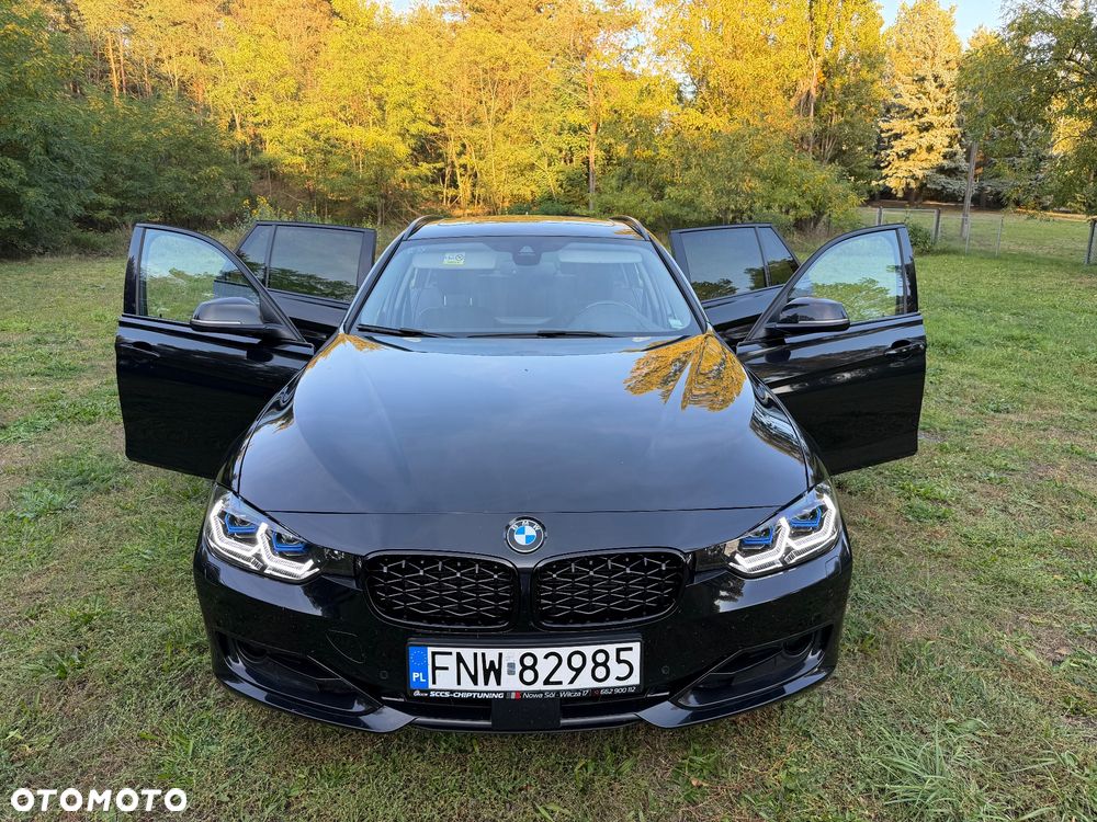 BMW Seria 3 330d xDrive Sport Line - 19