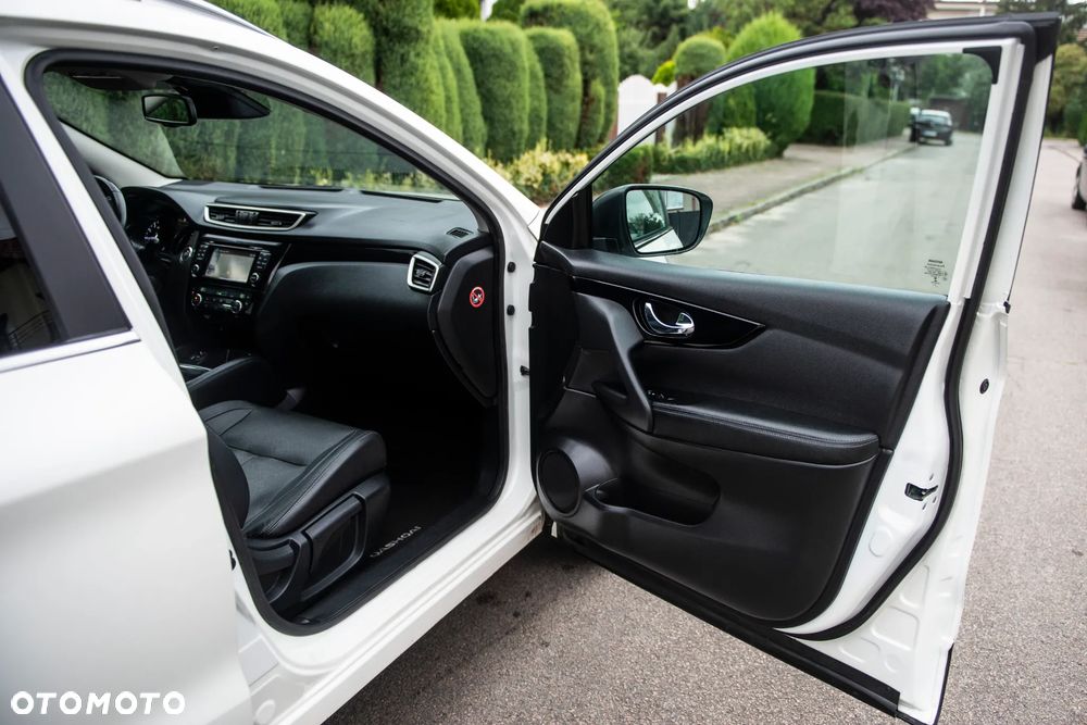 Nissan Qashqai 1.6 DIG-T Tekna - 36
