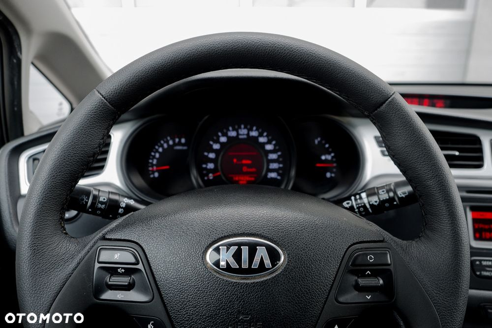 Kia Ceed - 17