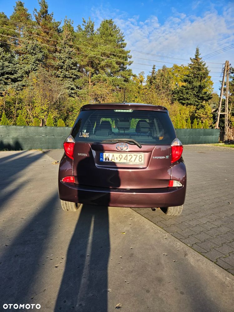 Toyota Verso S 1.33 VVT-i Life - 11