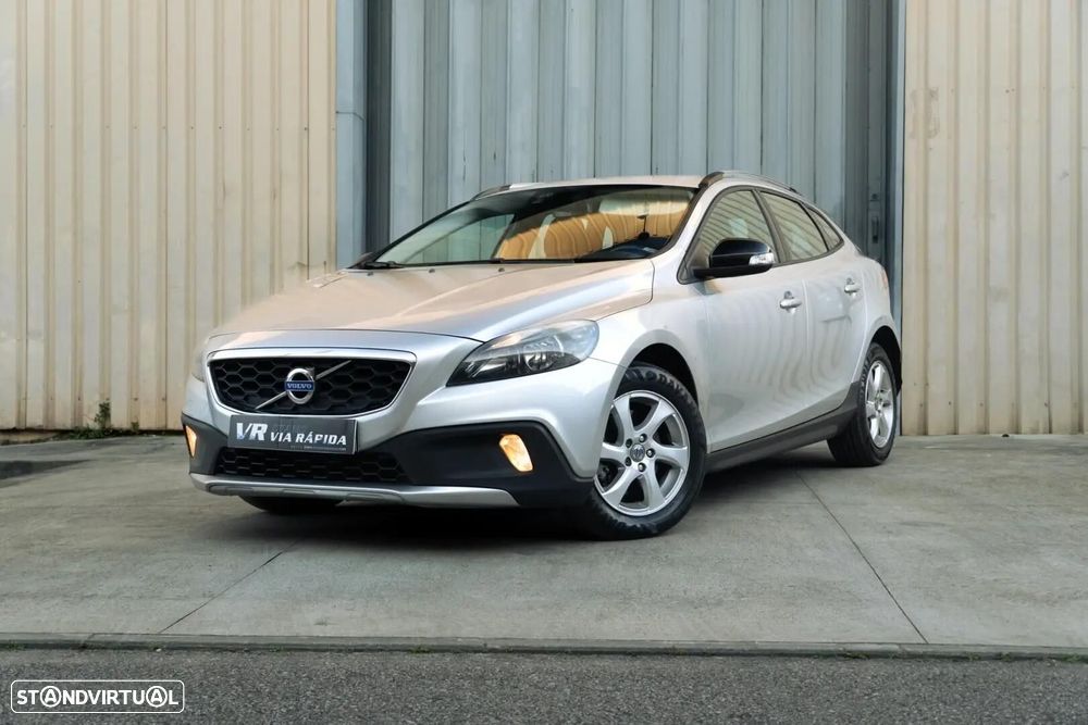 Volvo V40 Cross Country - 2