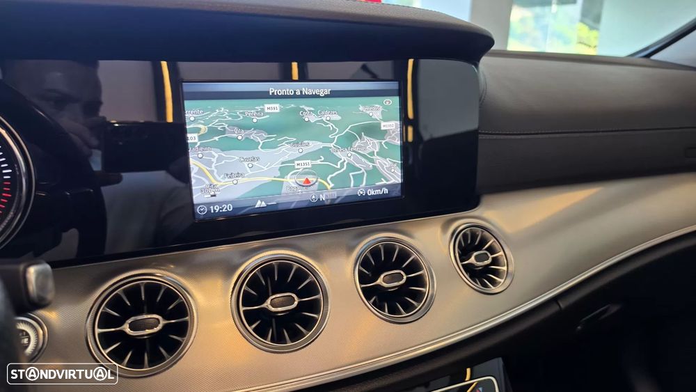 Mercedes-Benz E 220 d Cabrio 9G-Tronic AMG Line - 46