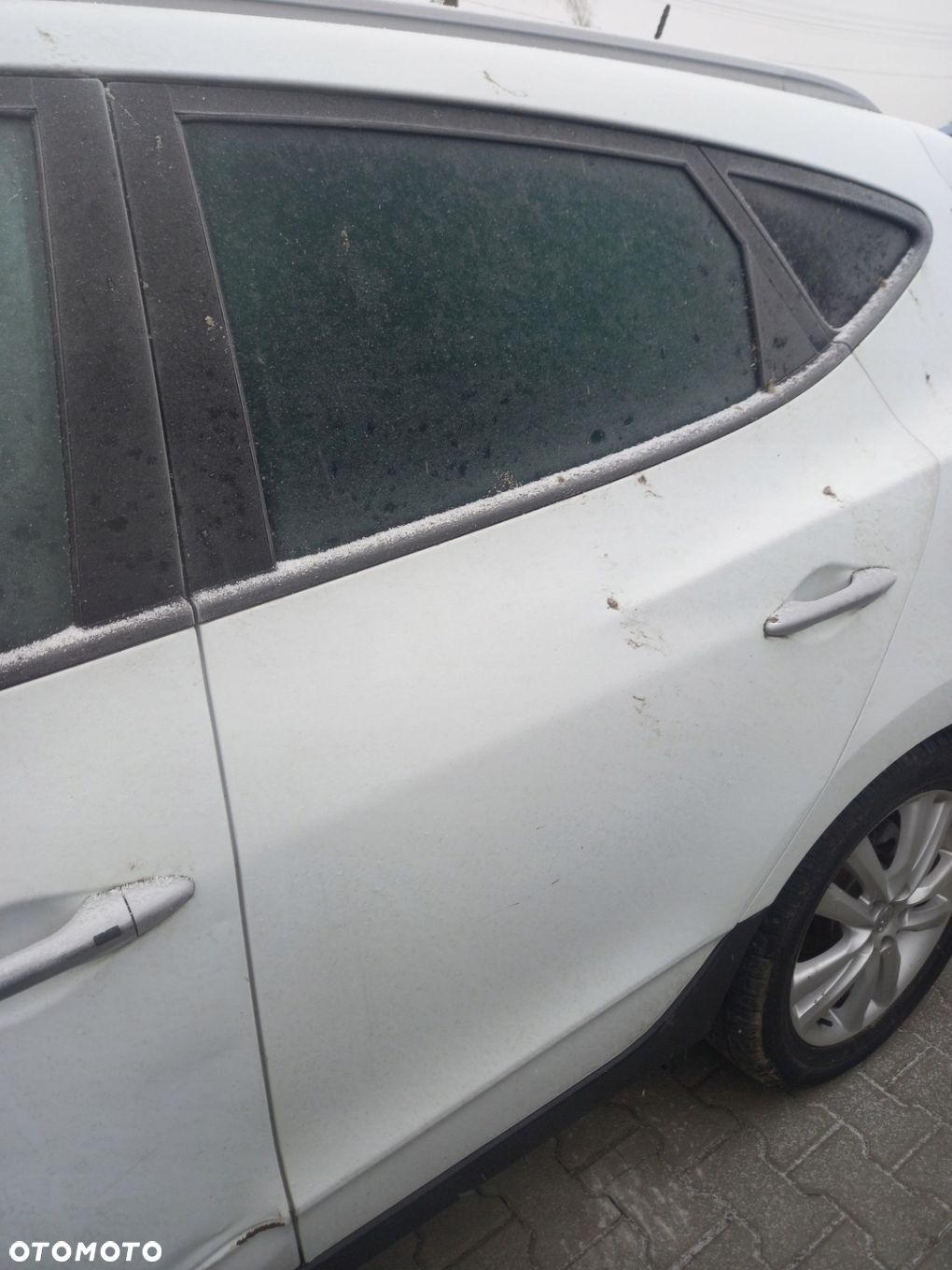 HYUNDAI IX35 DRZWI LEWE TYŁ TYLNE GOŁE WD - 1