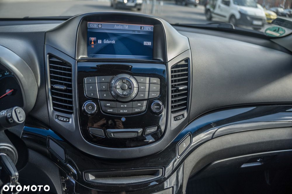 Chevrolet Orlando - 18