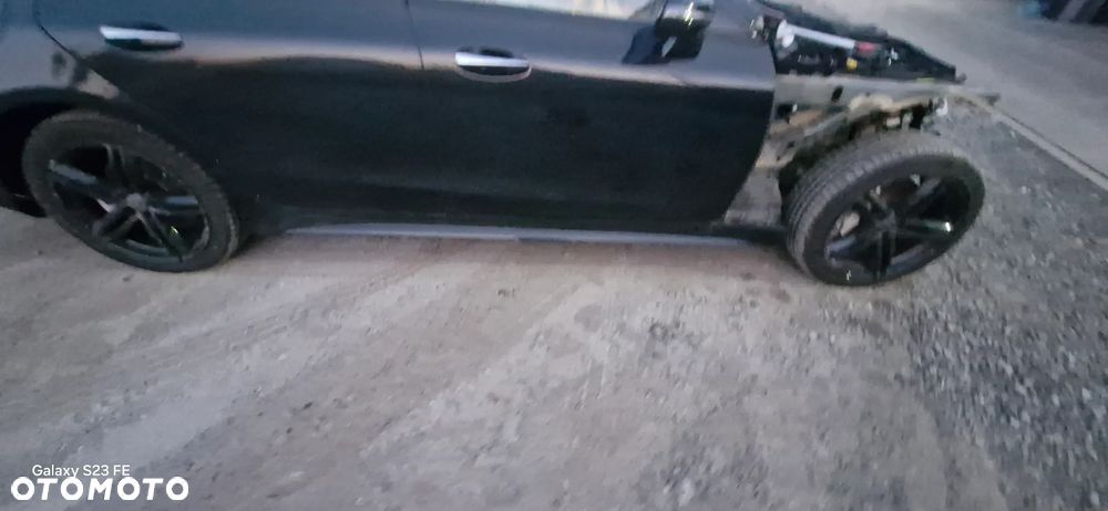 Mercedes-Benz CLS 400 d 4Matic 9G-TRONIC AMG Line - 24