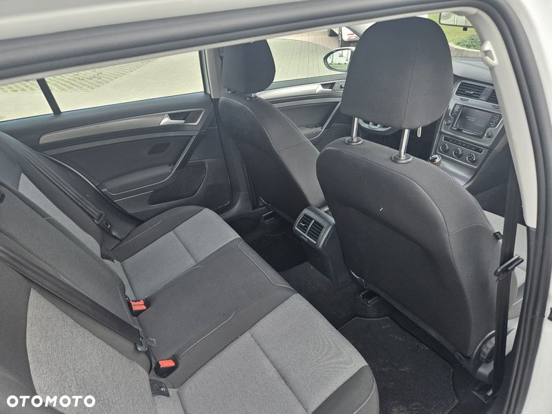 Volkswagen Golf Variant - 8