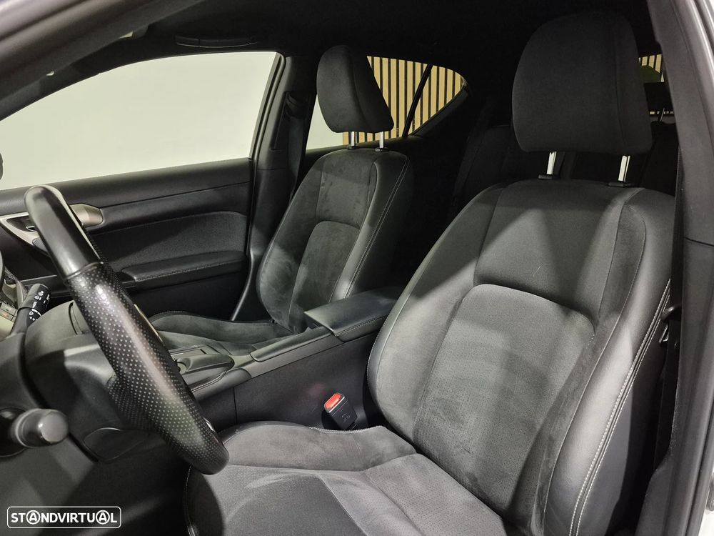 Lexus CT 200h F Sport+ - 19