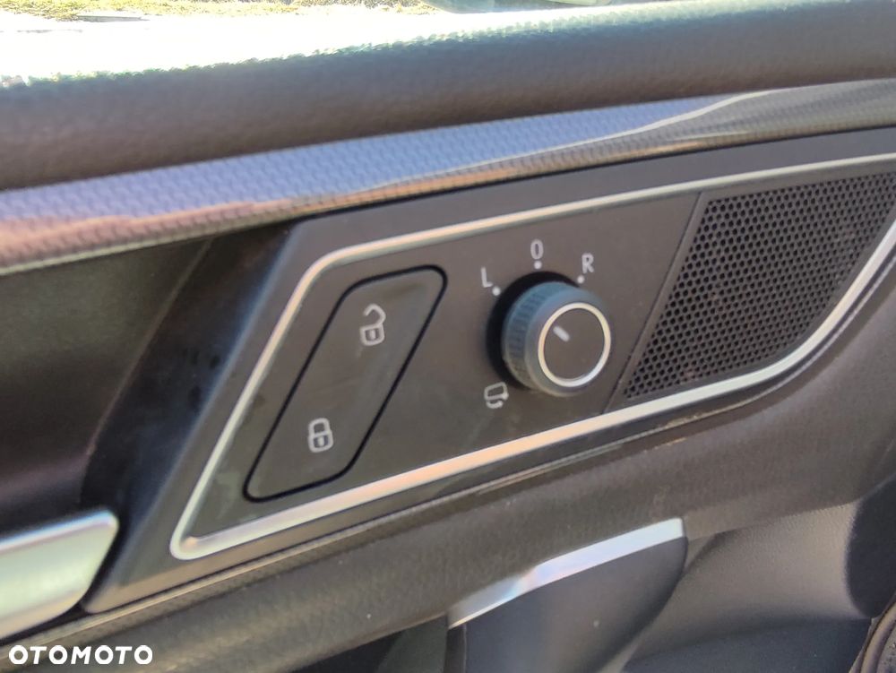 Volkswagen Golf 1.6 FSI Comfortline - 13