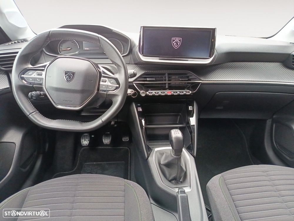 Peugeot 208 1.2 PureTech Active — fotografia 10