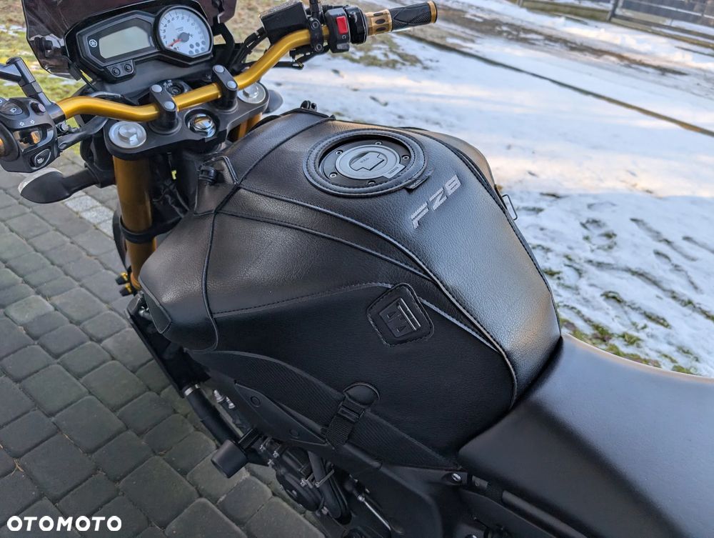 Yamaha FZ8 - 22