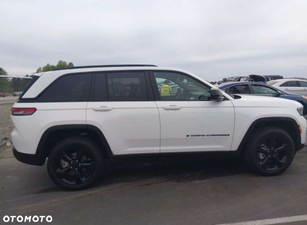 Jeep Grand Cherokee - 4